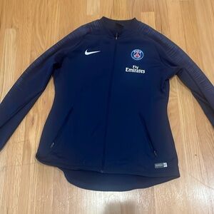 Woman’s Paris St Germaine Fly Emirates Nike dry fit jacket. Navy Size medium
